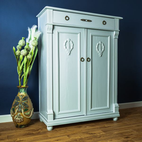 Wardrobe Assembly in Bothell